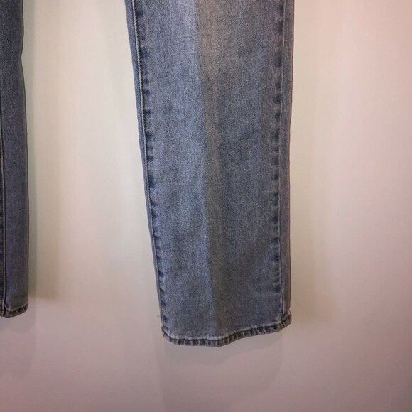 John J Galt Womens Size 5 Light Wash Blue Boot Cut Pockets Denim Jeans Distress - Picture 6 of 11